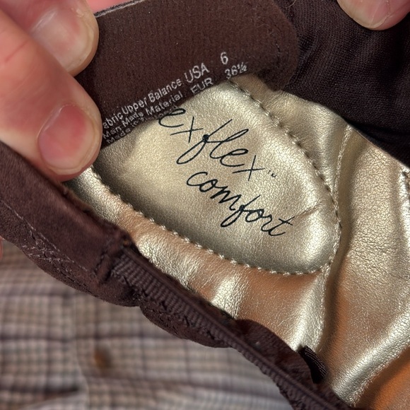 Dexflex Comfort Dark Brown Ballet Shoes Suede Feel Cap Toe Quilt Pattern Size 6 - Picture 7 of 8